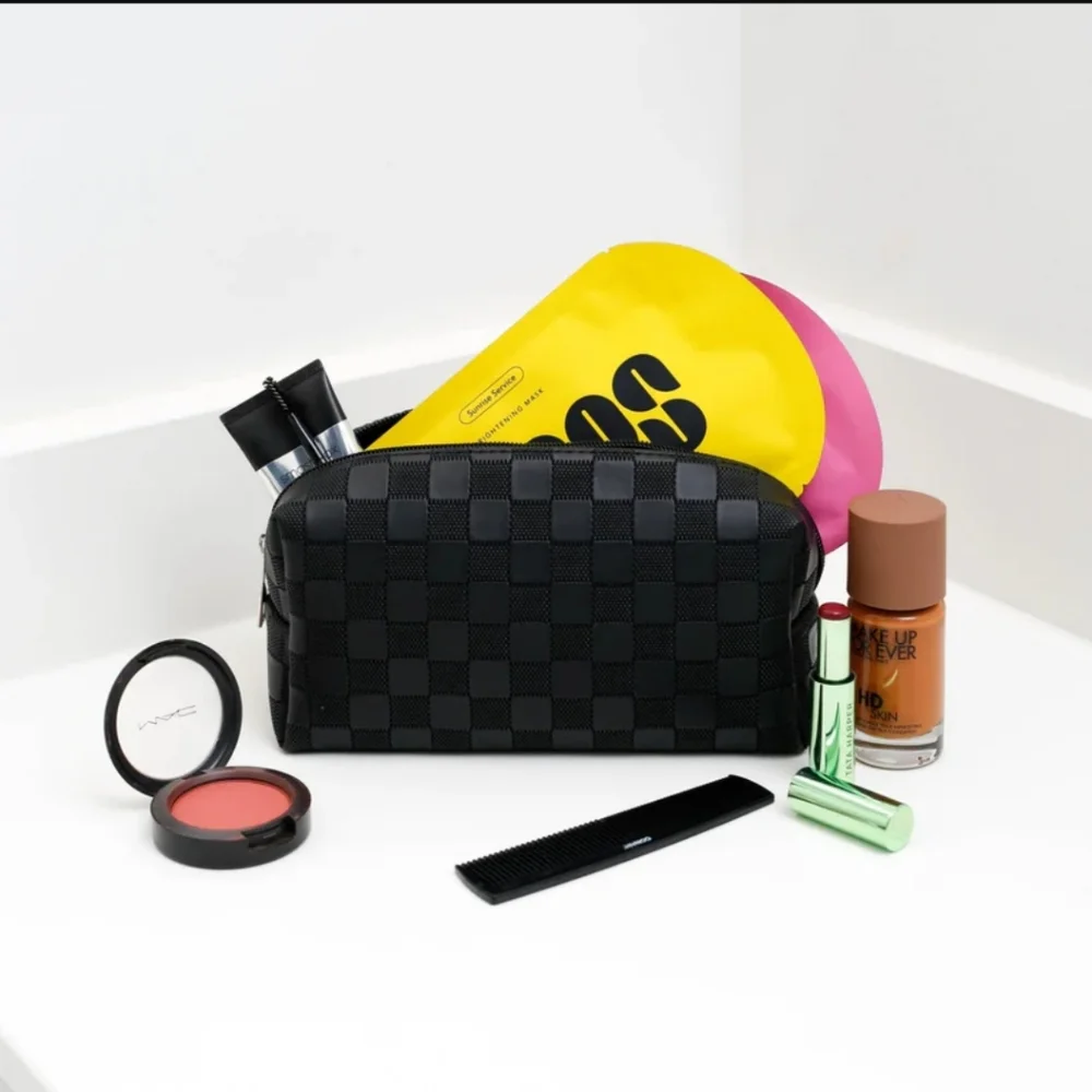 Maison Mosha NWOT Black Cosmetic Bag